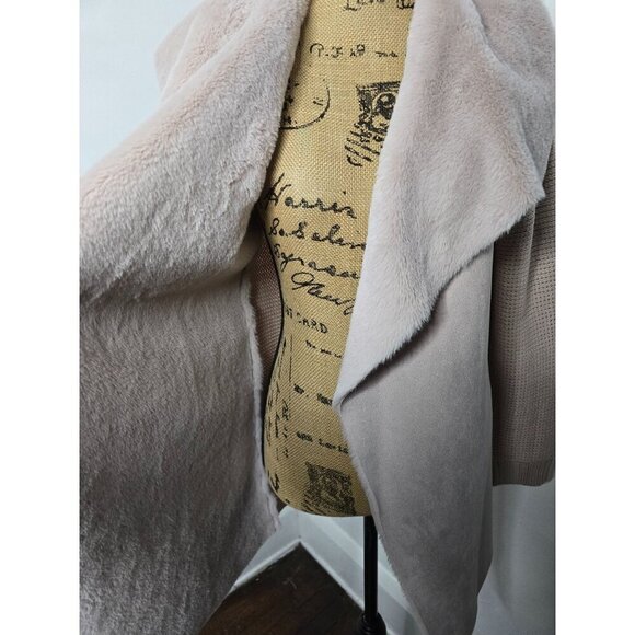 Pale Pink Soft Cozy Faux Fur Wrap Sweater Jacket - Picture 9 of 13
